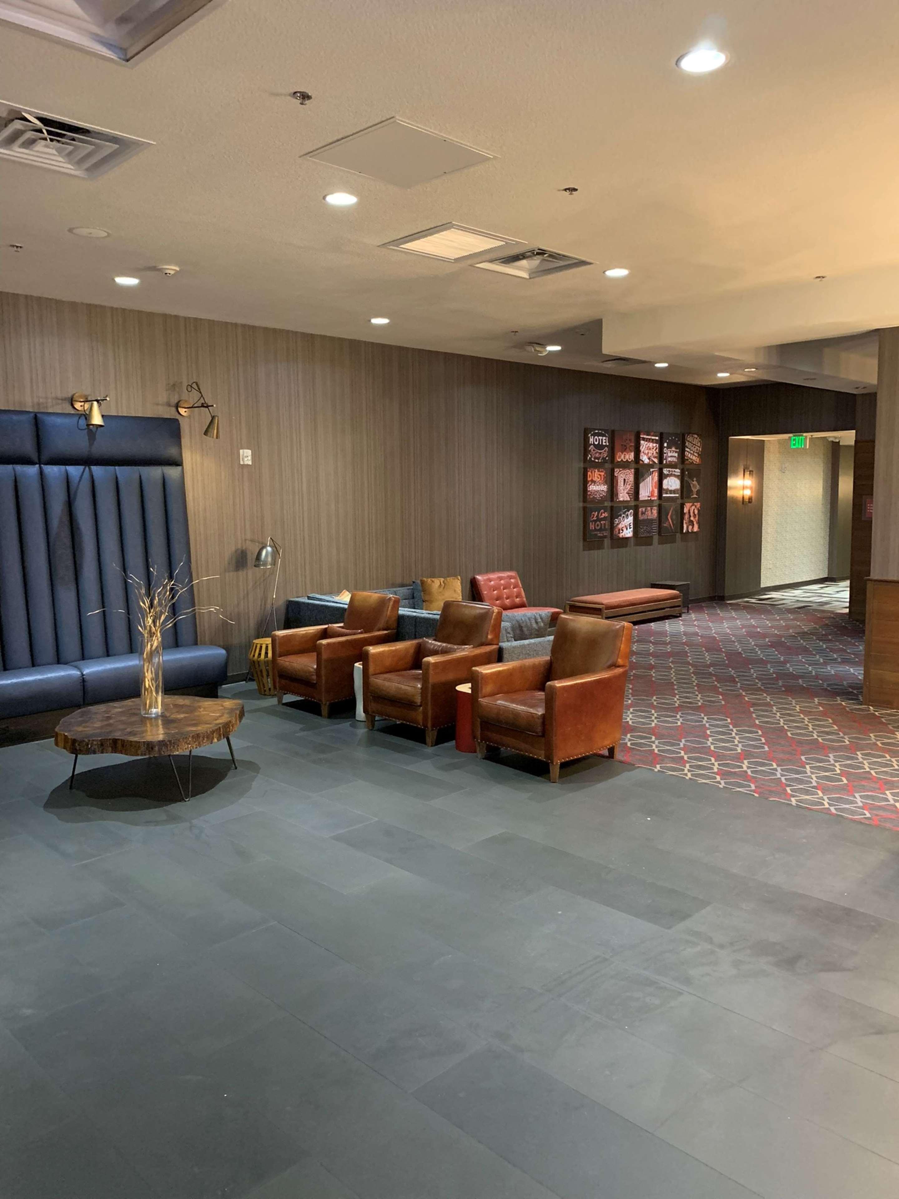 Doubletree By Hilton Las Vegas East Flamingo Extérieur photo