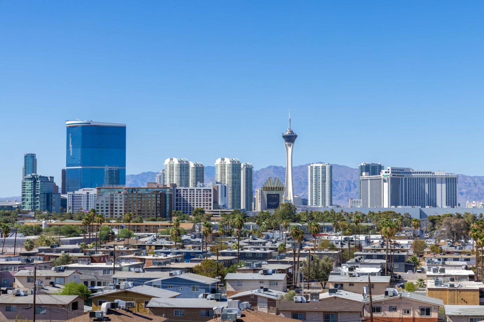 Doubletree By Hilton Las Vegas East Flamingo Extérieur photo