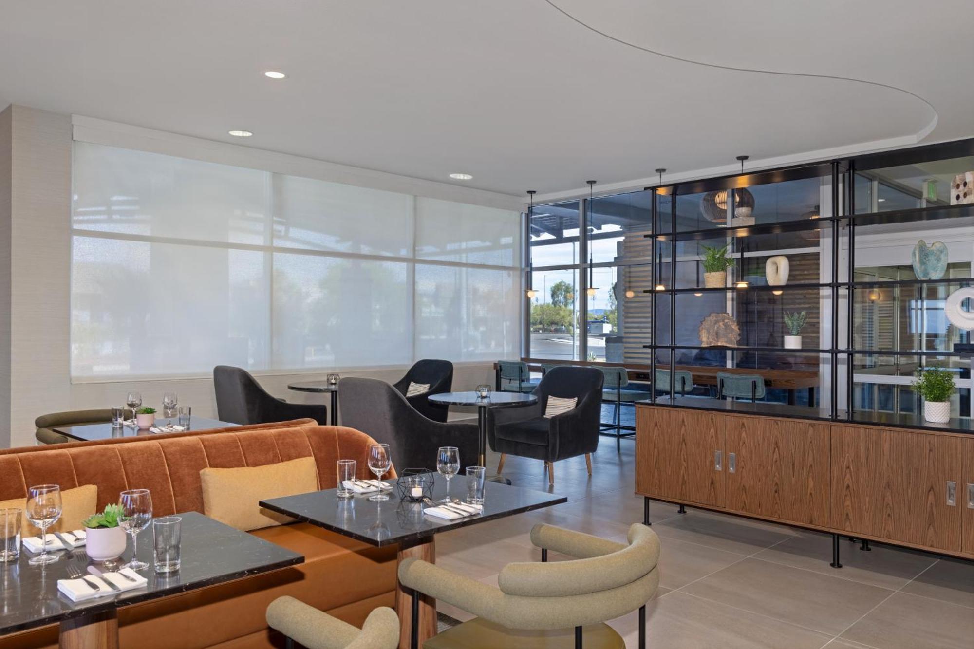 Doubletree By Hilton Las Vegas East Flamingo Extérieur photo