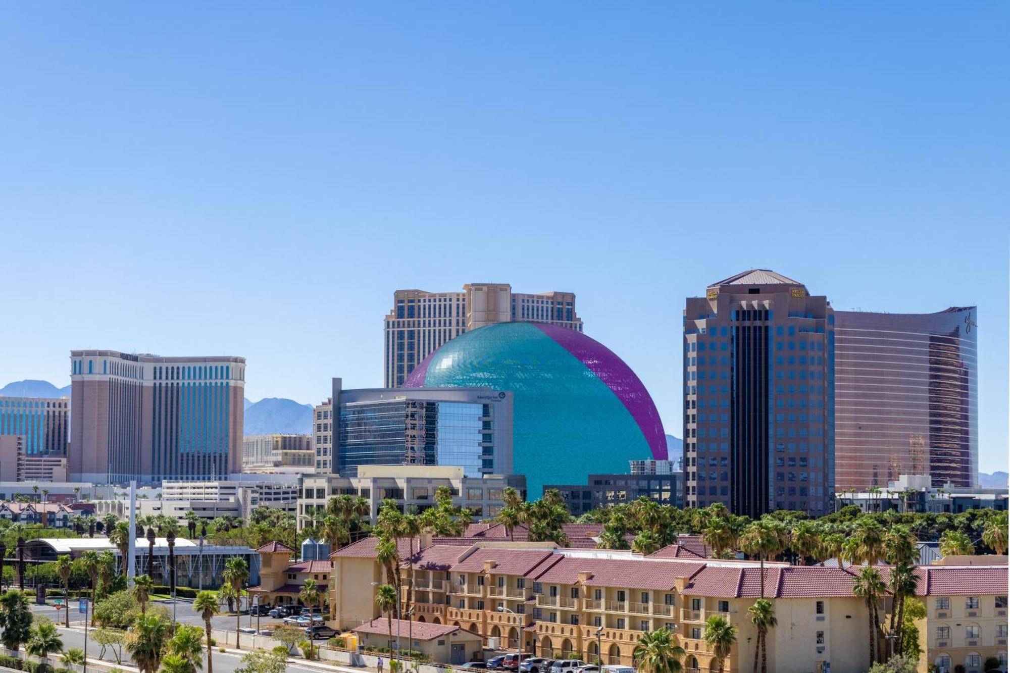 Doubletree By Hilton Las Vegas East Flamingo Extérieur photo